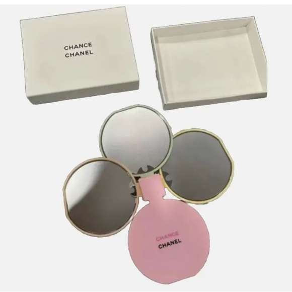 CHANEL Chance Beauty Makeup 3 Mirror novelty set - Picture 9 of 10